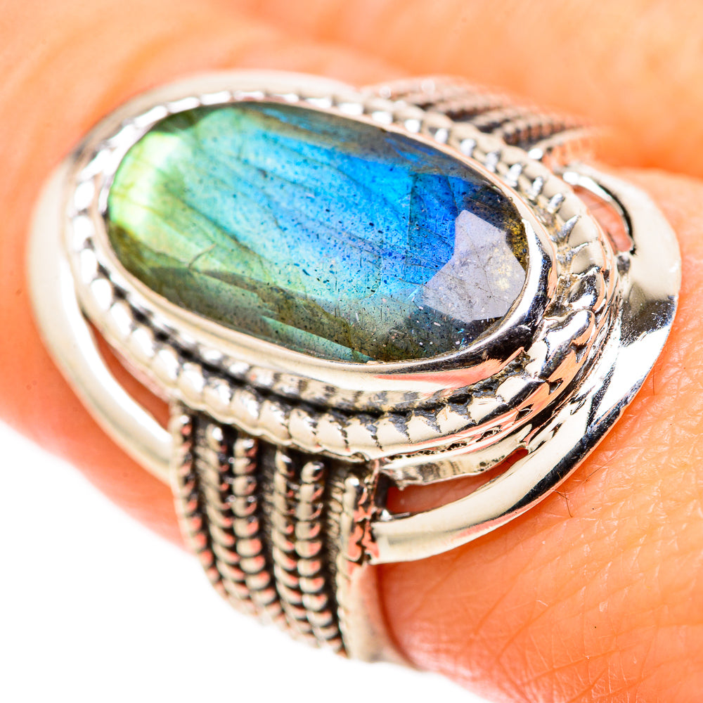 Labradorite Rings handcrafted by Anasilvercos - RING128806 - Photo 3