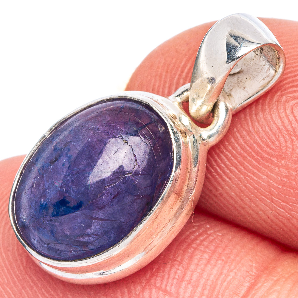 Rare Natural Tanzanite Pendant 7/8" (925 Sterling Silver) P39973