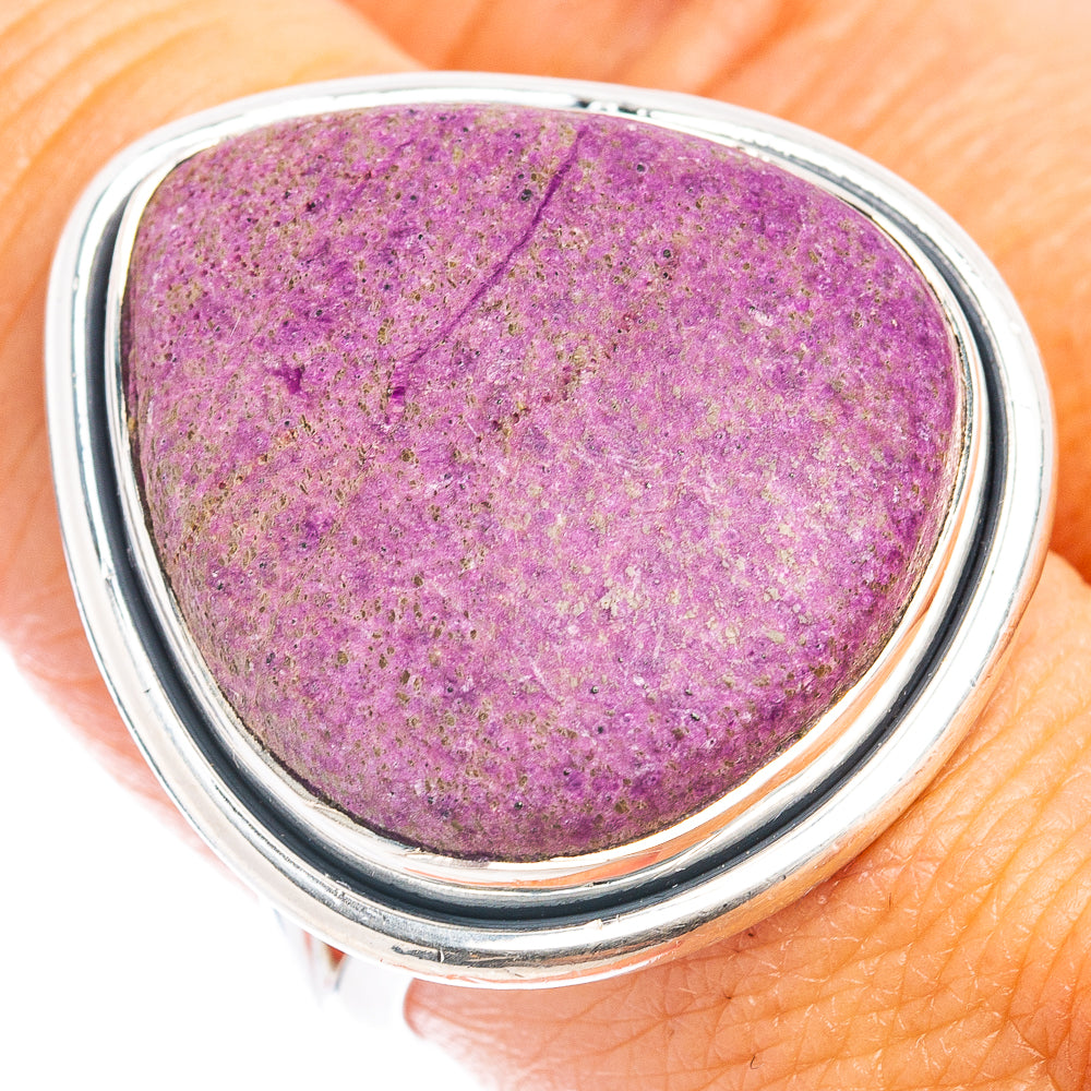 (Classic Series) Stichtite Ring Size 8 (.925 Sterling Silver)