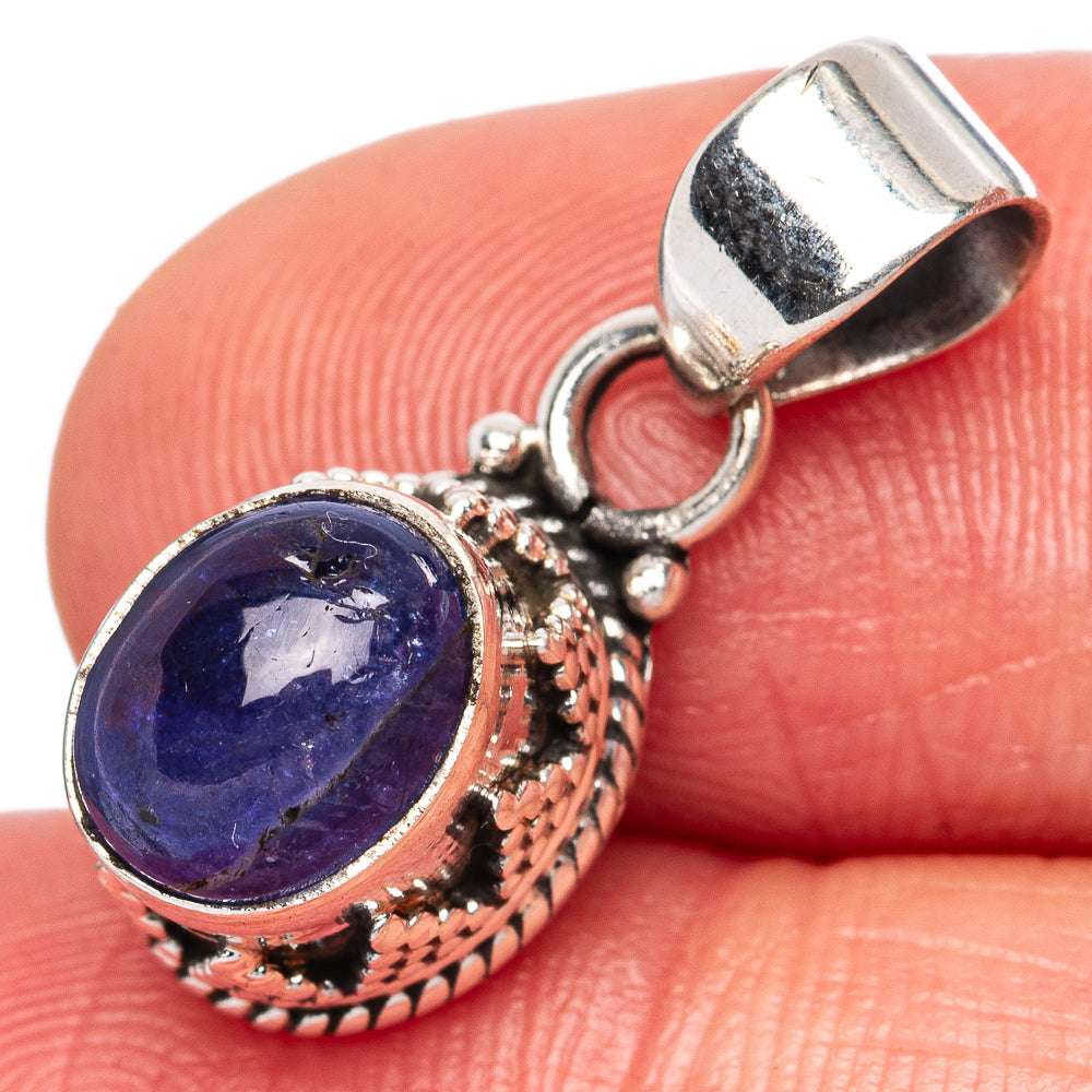 Rare  Tanzanite Pendants 7/8" (925 Sterling Silver) P42327