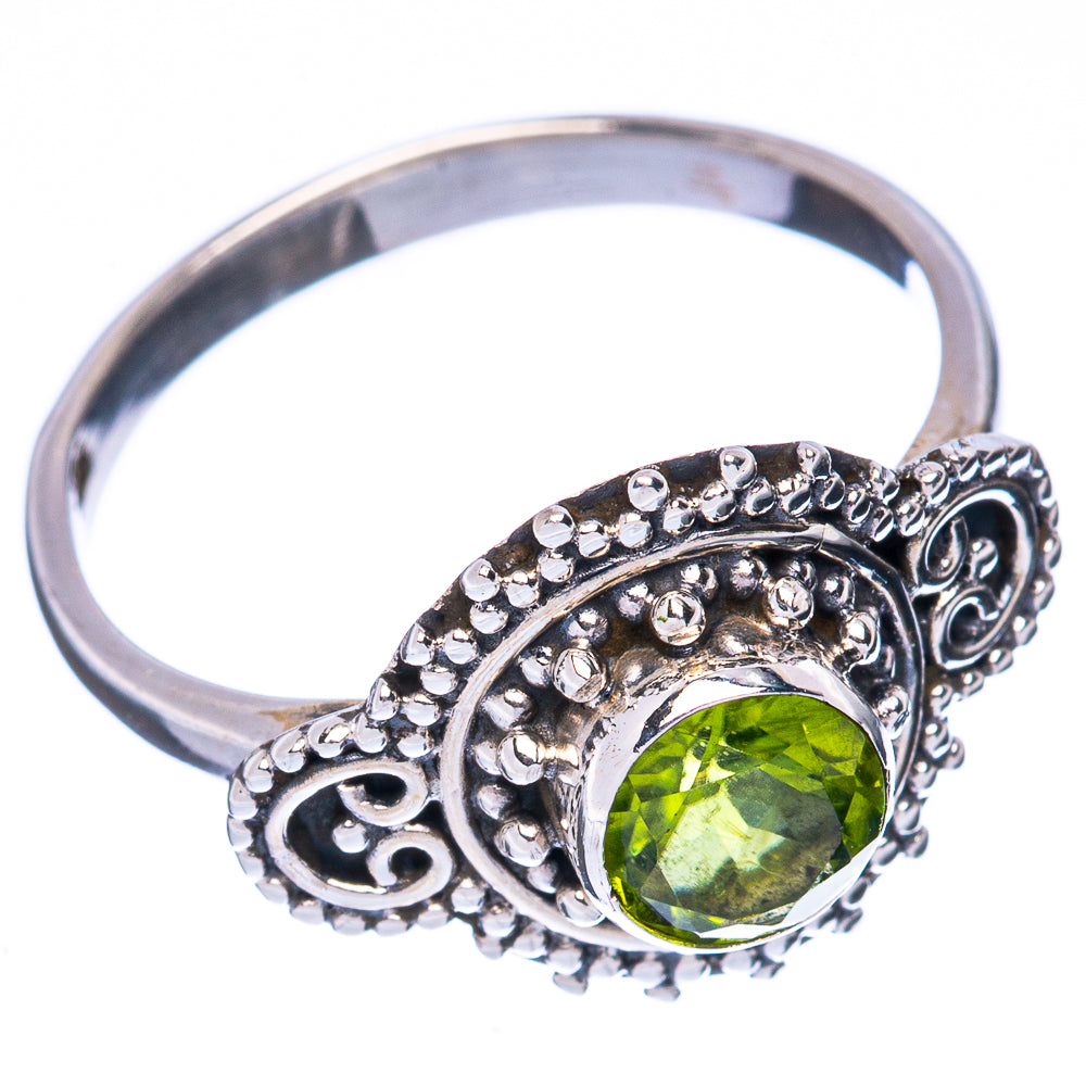 Value Peridot Ring Size 7.5 (925 Sterling Silver) R3053