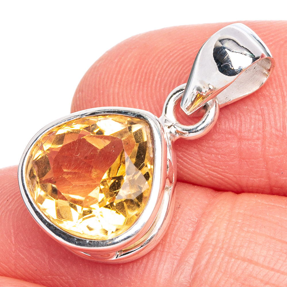 Faceted Citrine Pendant 7/8" (925 Sterling Silver) P40293