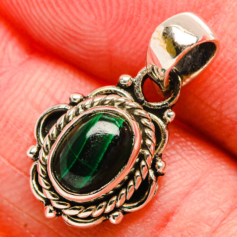 Malachite Dainty Pendant 7/8" (925 Sterling Silver) PD37827