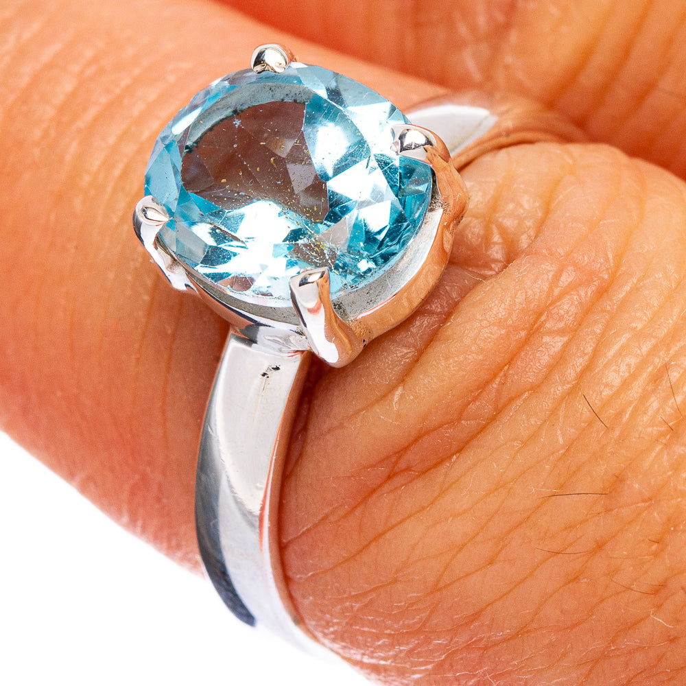 Blue Topaz Ring Size 7 (925 Sterling Silver) R146344