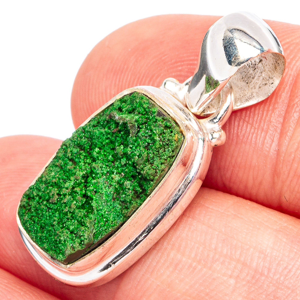 Rare Uvarovite Garnet Pendant 1 1/8" (925 Sterling Silver) P45110