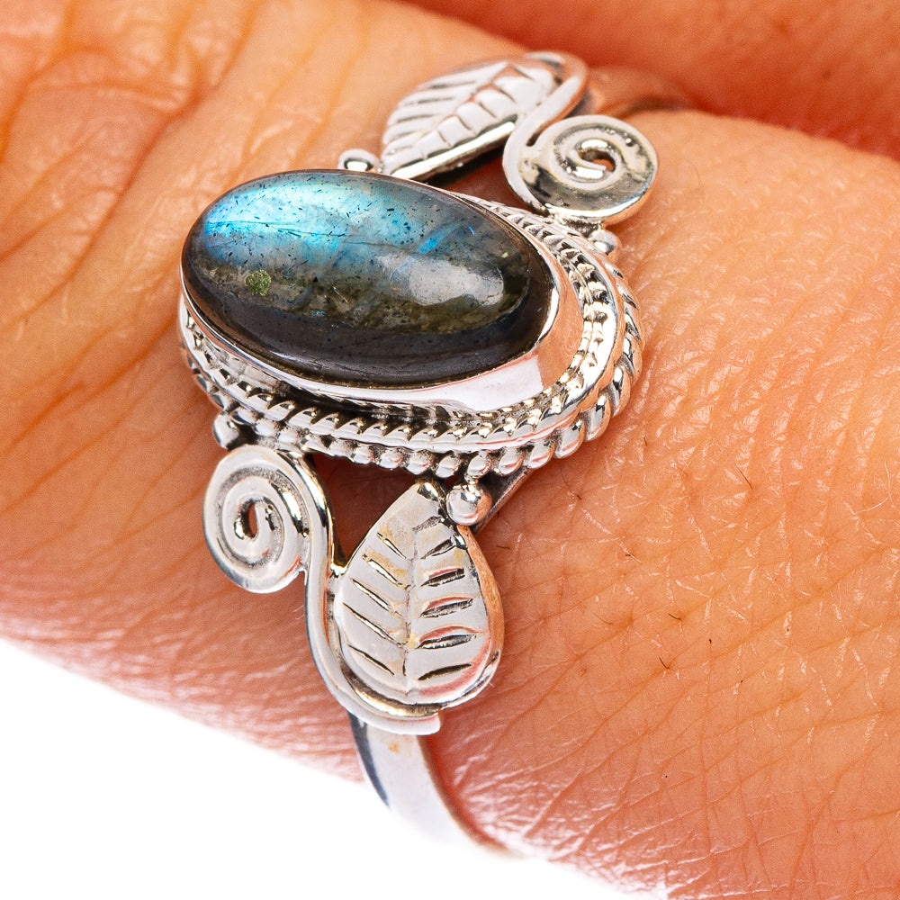 Labradorite Dainty Ring Size 8.5 (925 Sterling Silver) R1137