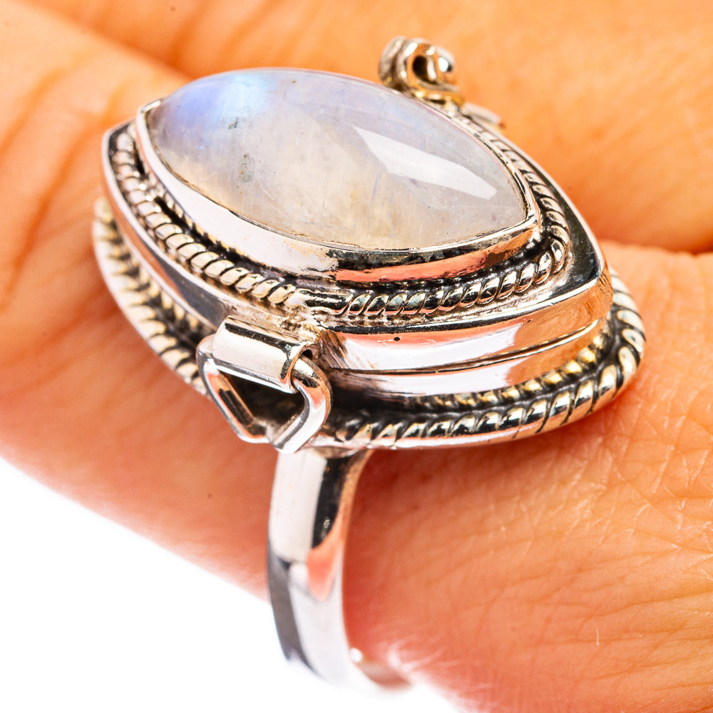Poison Rainbow Moonstone Ring Size 10.5 (925 Sterling Silver) R142783