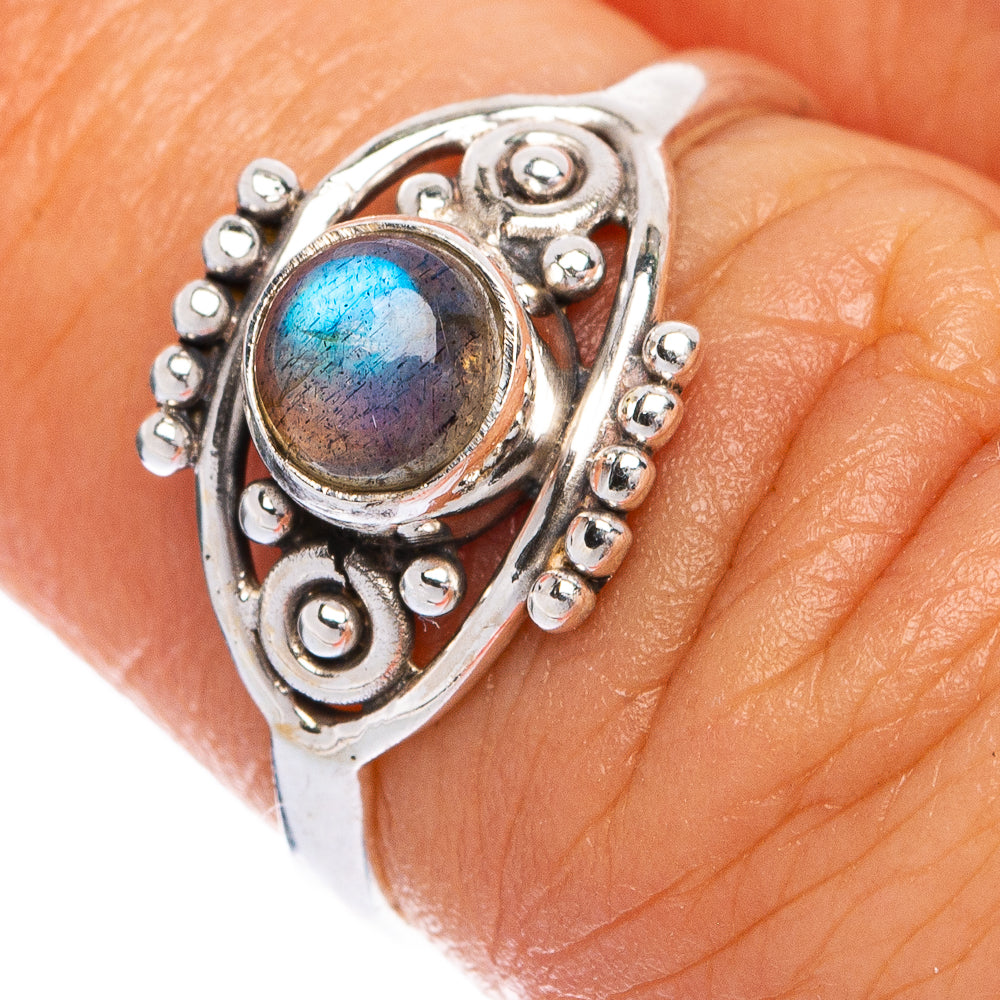 Labradorite Dainty Ring Size 5.75 (925 Sterling Silver) R145420