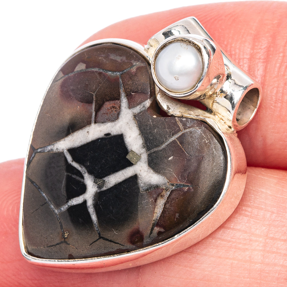 Septarian Geode Heart, Cultured Pearl Pendant 1 1/8" (925 Sterling Silver) P40130