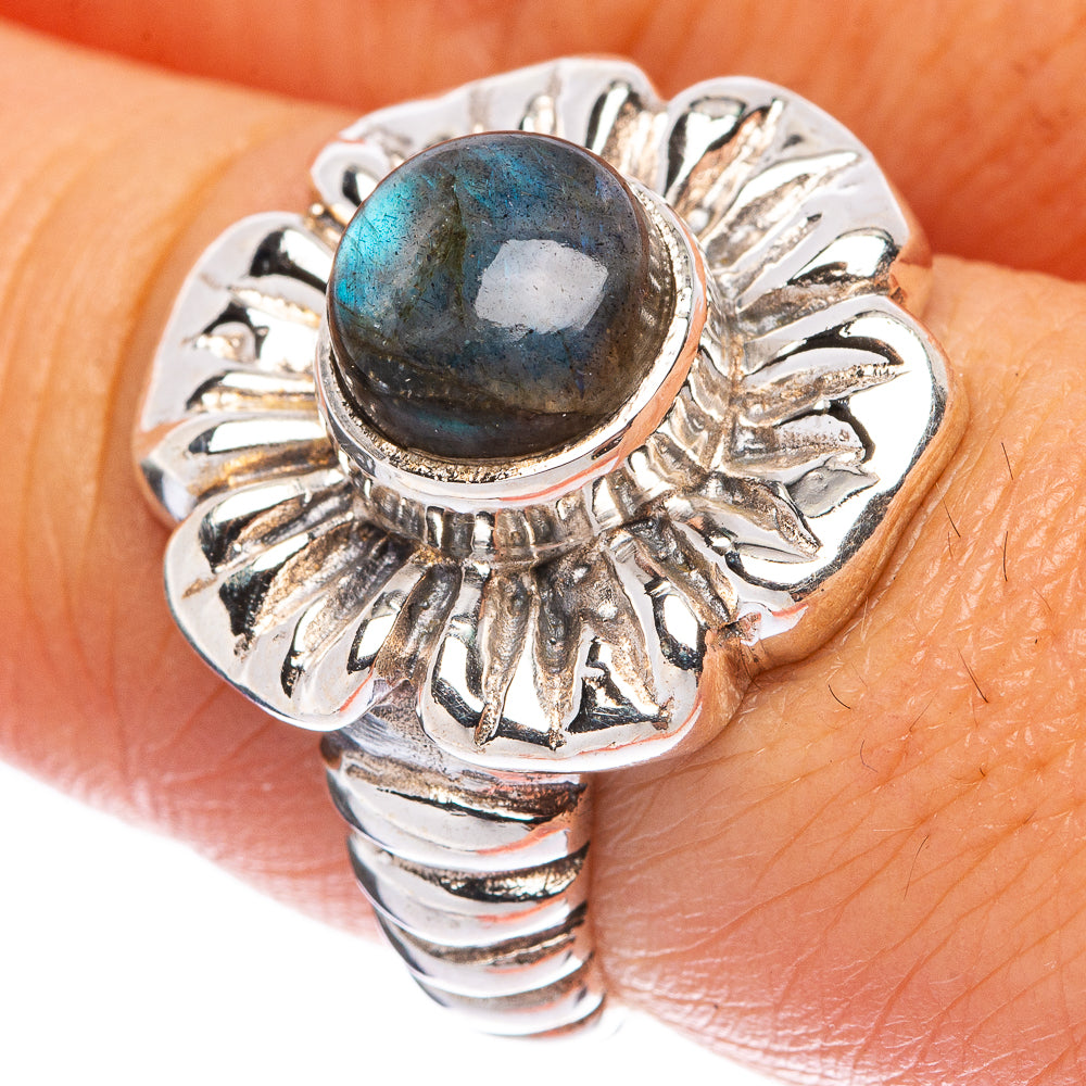 Labradorite Ring Size 7 (925 Sterling Silver) R146219