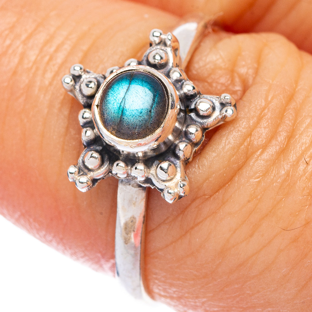 Labradorite Dainty Ring Size 7.75 (925 Sterling Silver) R145735