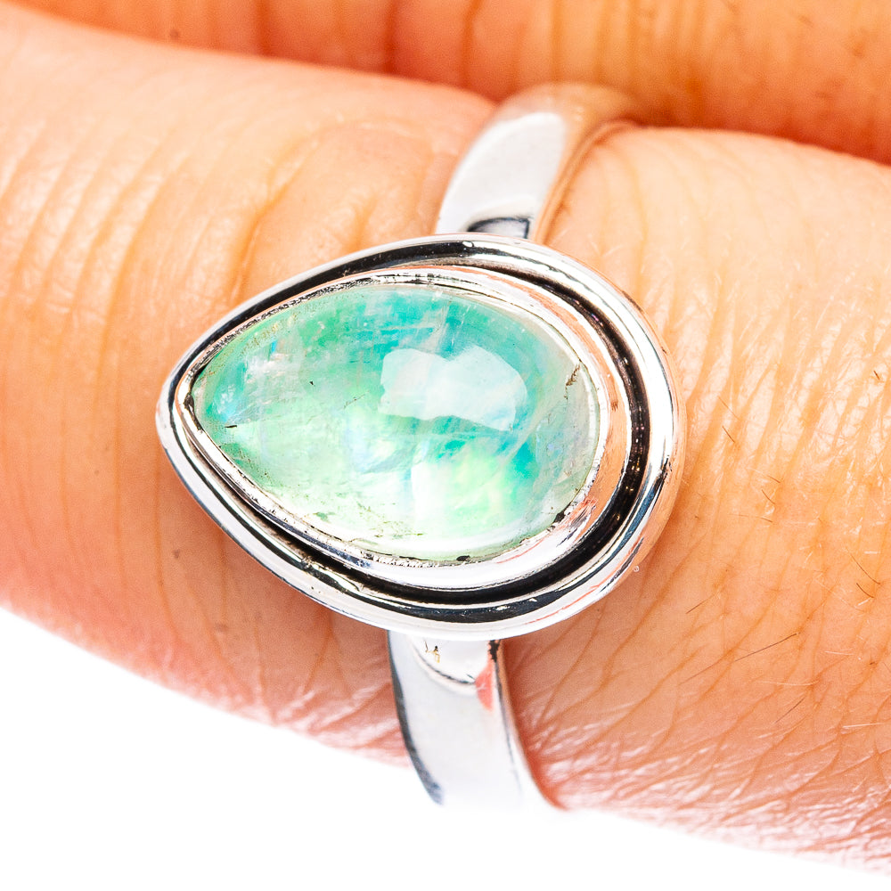 Green Moonstone Ring Size 8.75 (925 Sterling Silver) R3671
