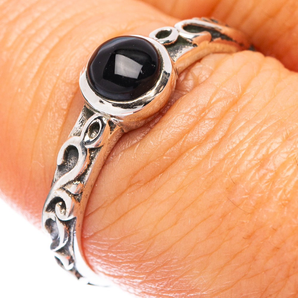 Black Onyx Ring Size 7.75 (925 Sterling Silver) R5533