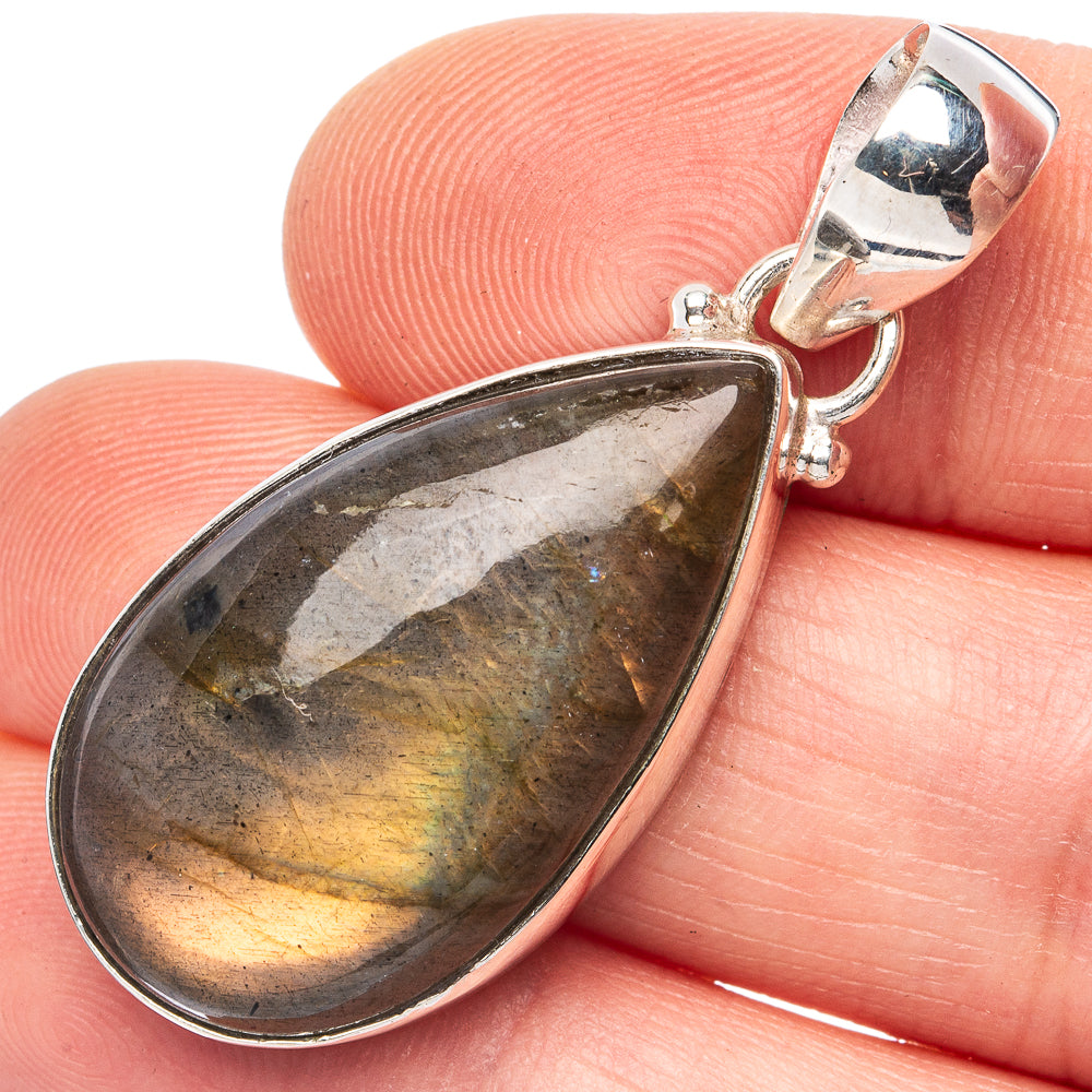 Labradorite Pendant 1 5/8" (925 Sterling Silver) P43161