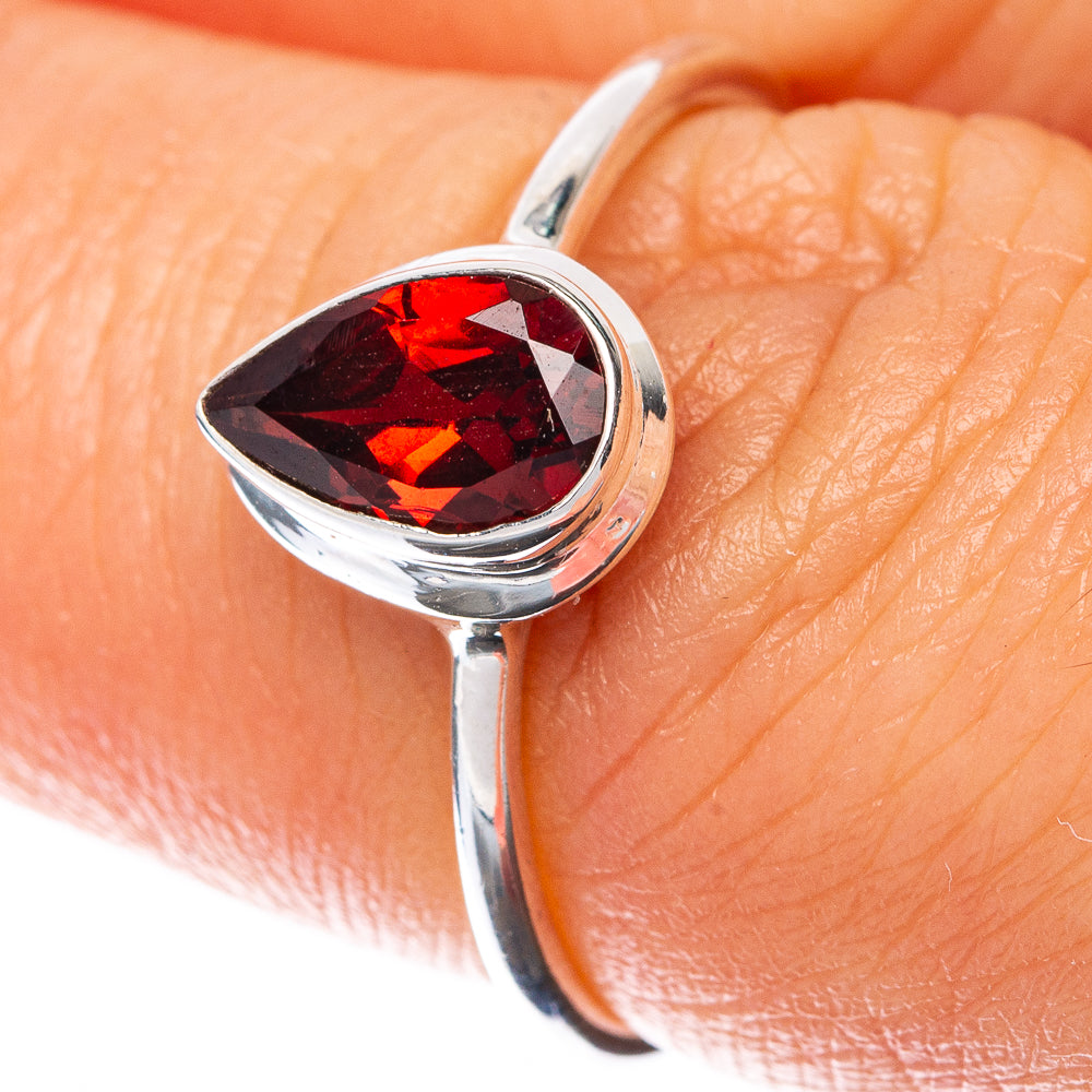 Garnet Dainty Ring Size 6.5 (925 Sterling Silver) R145000