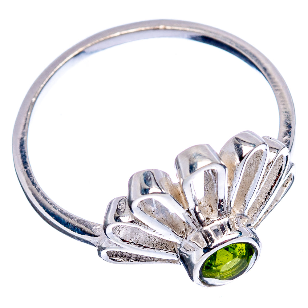 Peridot Daisy Dainty Ring Size 6.75 (.925 Sterling Silver)