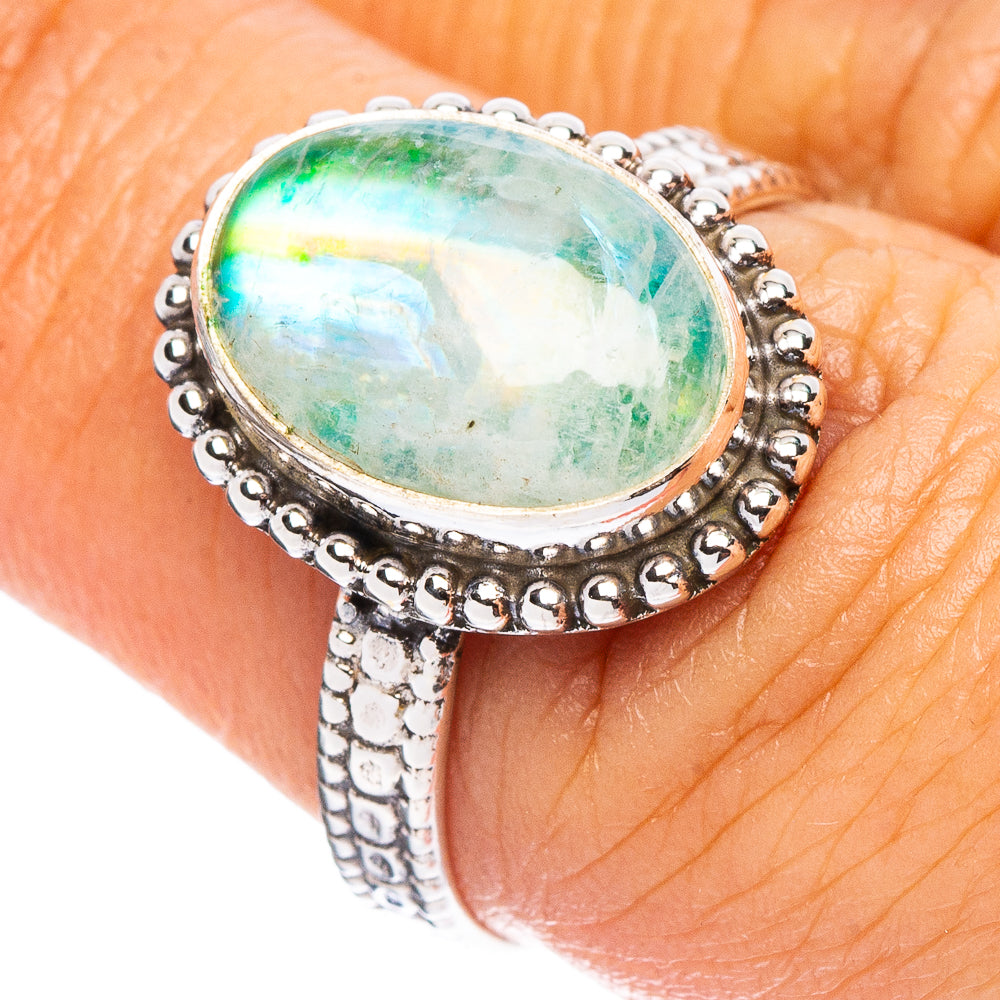 Green Moonstone Ring Size 7.25 (925 Sterling Silver) R7946