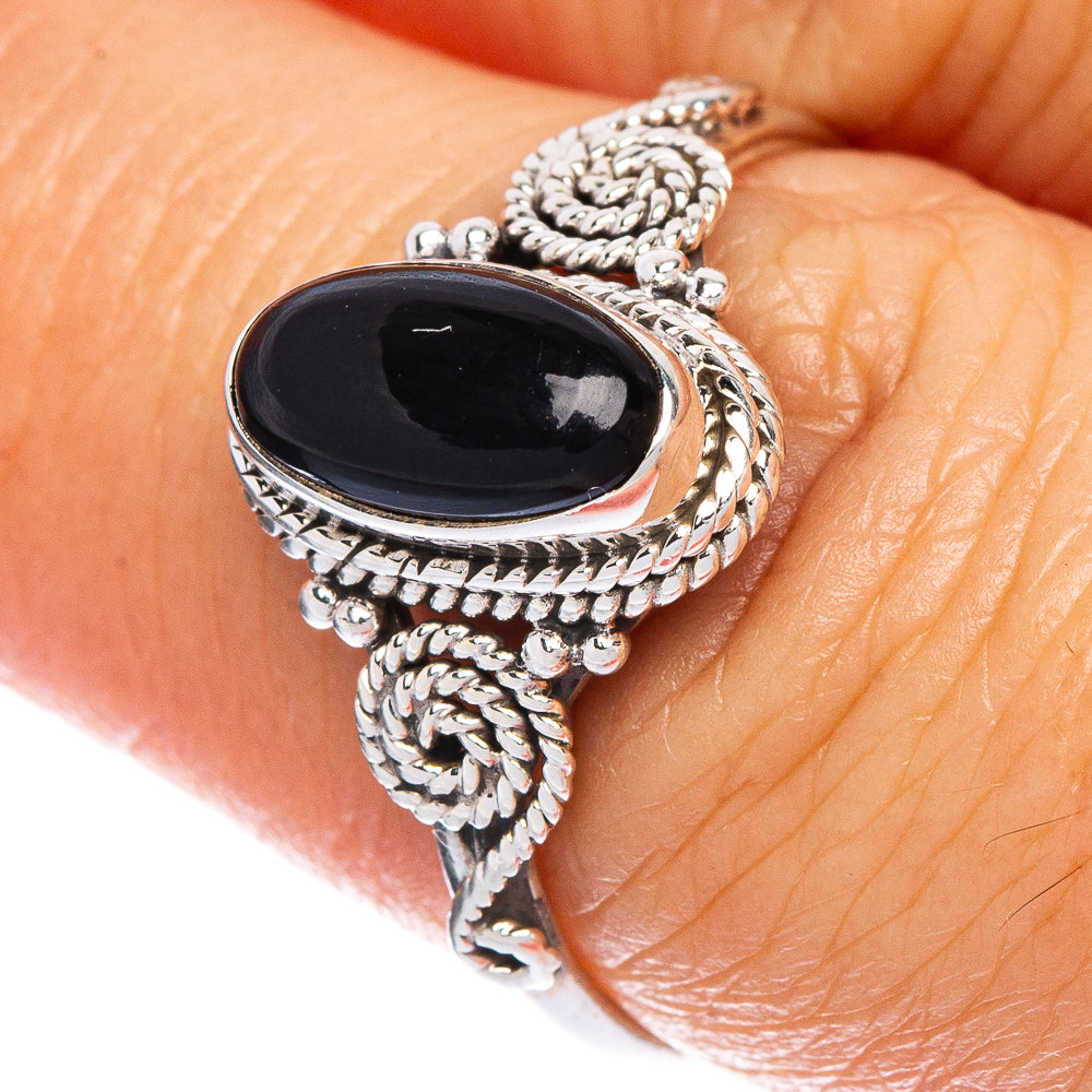 Black Onyx Dainty Ring Size 8 (925 Sterling Silver) R147073