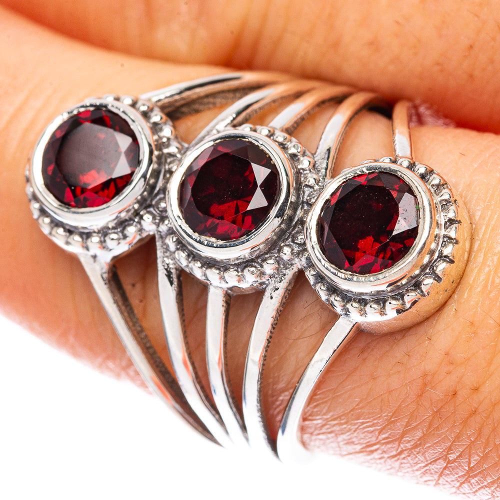 Garnet Ring Size 8.5 (925 Sterling Silver) R3119