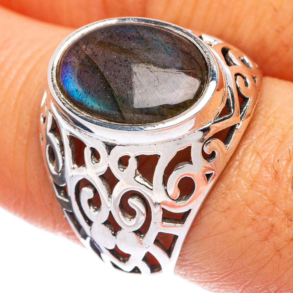 Labradorite Ring Size 7.75 (925 Sterling Silver) R146170