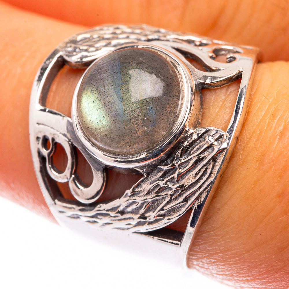 Labradorite Ring Size 7 (925 Sterling Silver) R141107