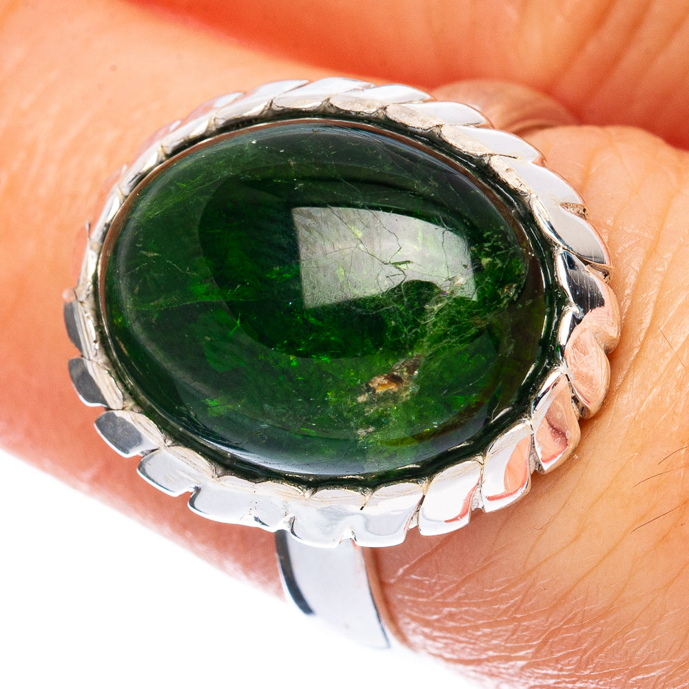 Rare Chrome Diopside Ring Size 7 (925 Sterling Silver) R2779