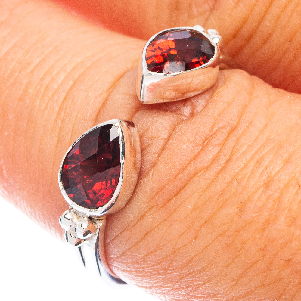 Premium Garnet Ring Size 7.75 (925 Sterling Silver) RING7755