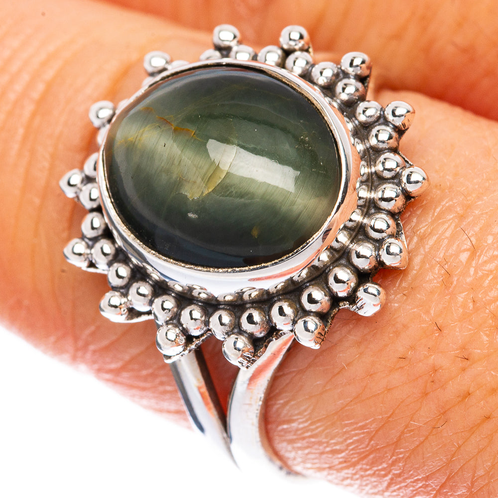Cat Eye Ring Size 8.75 (925 Sterling Silver) R2012