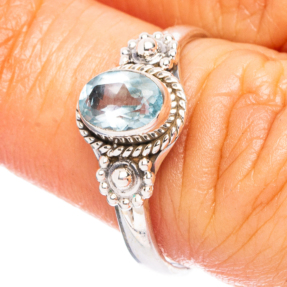 Blue Topaz 925 Sterling Silver Ring Size 7.75 (925 Sterling Silver) R6346