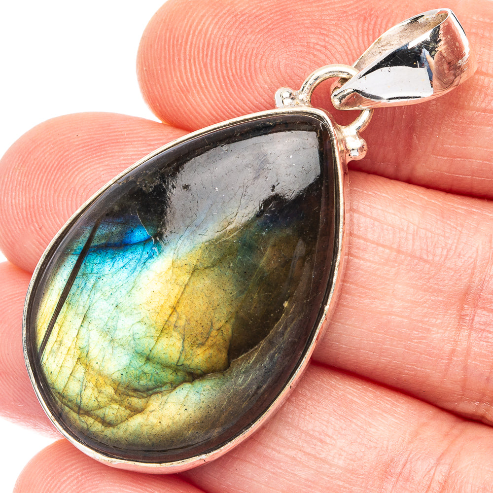 Labradorite Pendant 1 3/4" (925 Sterling Silver) P43883