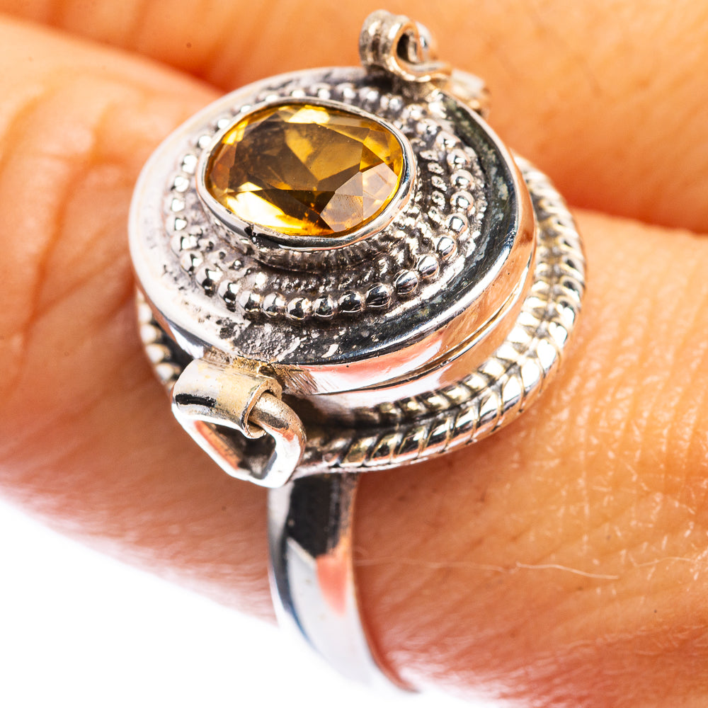 Poison Faceted Citrine Ring Size 9 (925 Sterling Silver) R142412