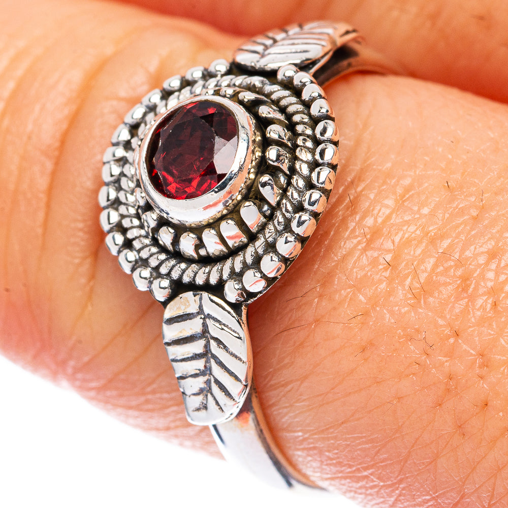 Value Garnet Ring Size 8.75 (925 Sterling Silver) R3271