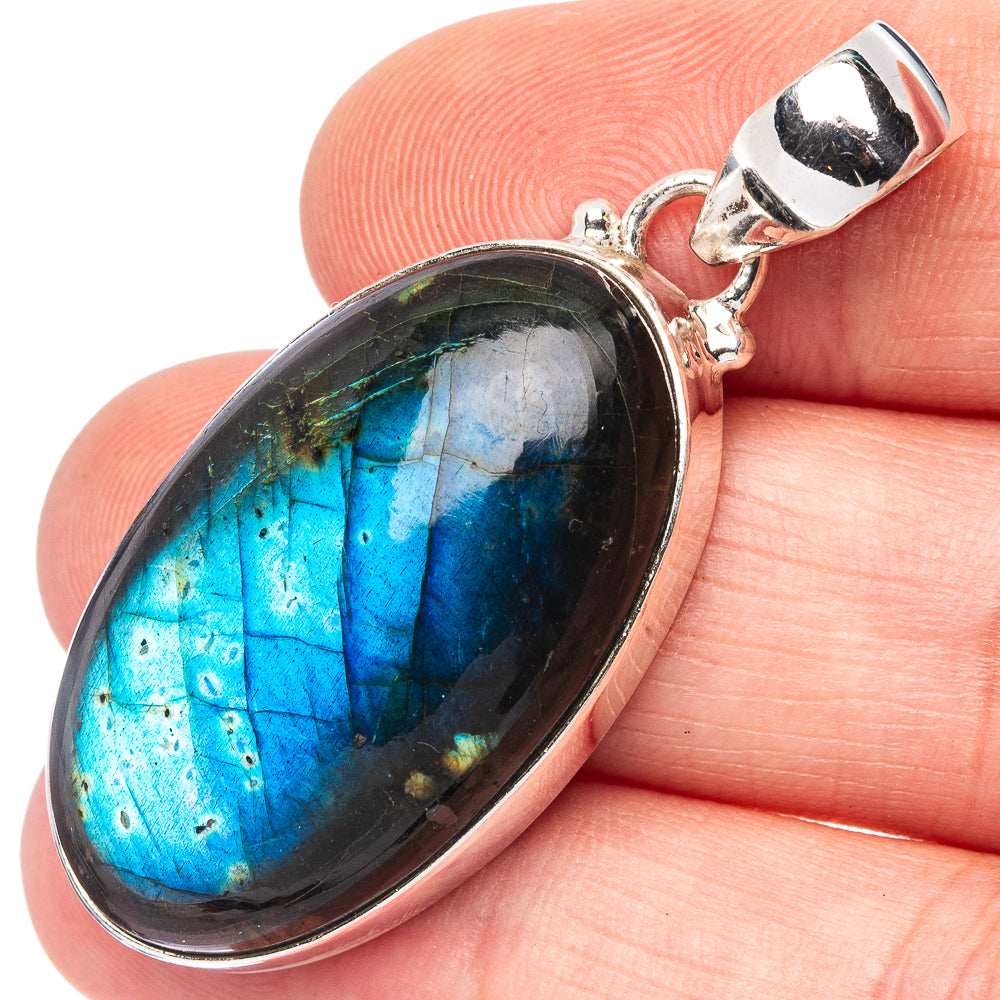 Labradorite Pendant 1 3/4" (925 Sterling Silver) P43162