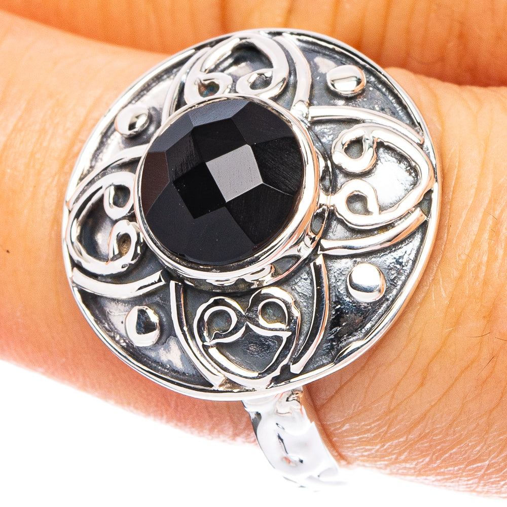 Black Onyx 925 Sterling Silver Premium Ring Size 8.5 (925 Sterling Silver) R6586