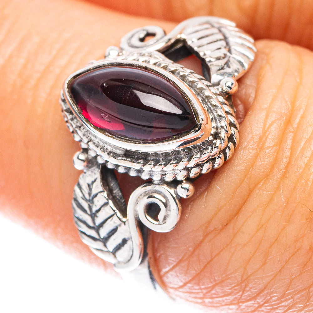 Garnet Ring Size 7 (925 Sterling Silver) R5551