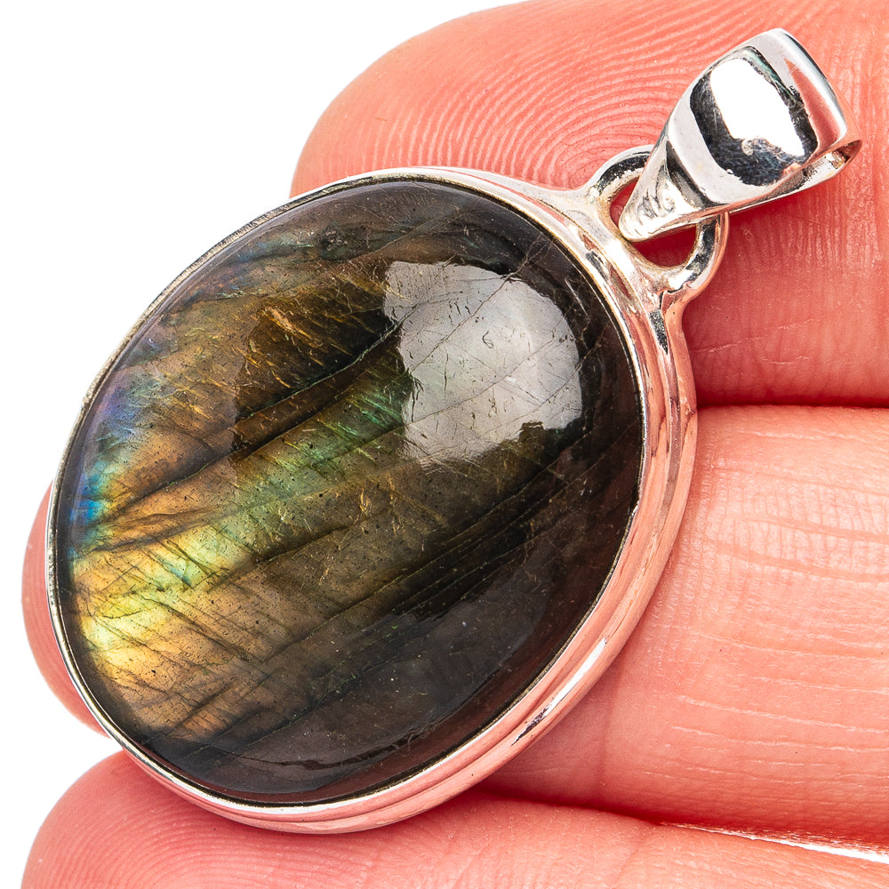 Labradorite Pendant 1 3/8" (925 Sterling Silver) P45128