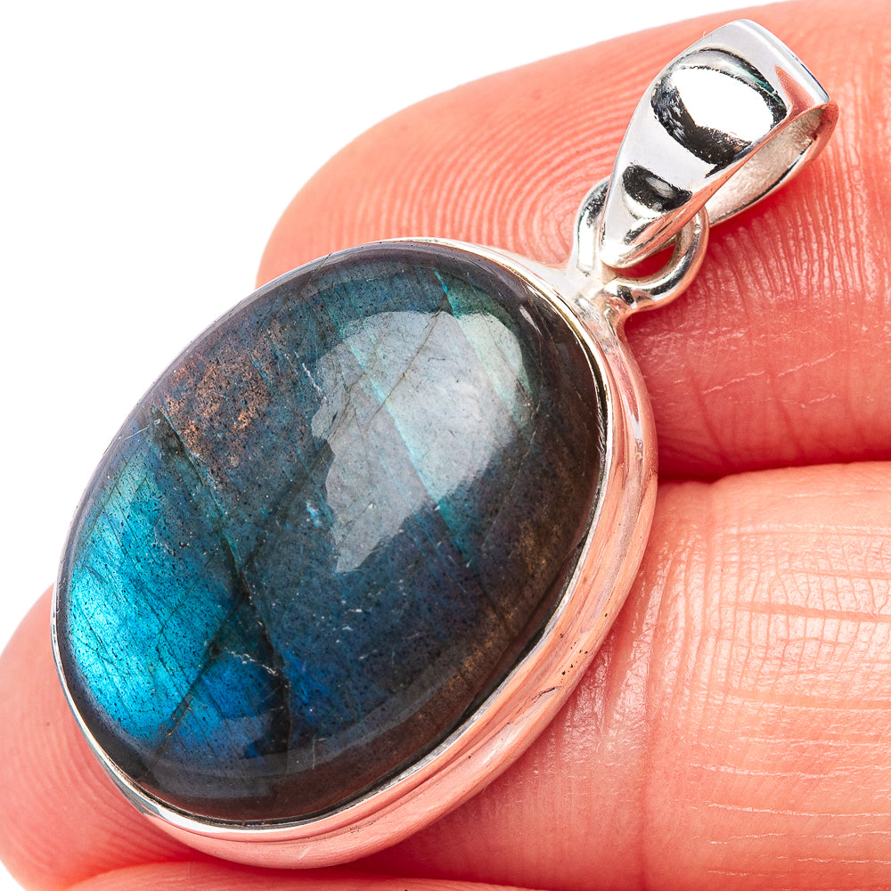 Labradorite Pendant 1 1/4" (.925 Sterling Silver)