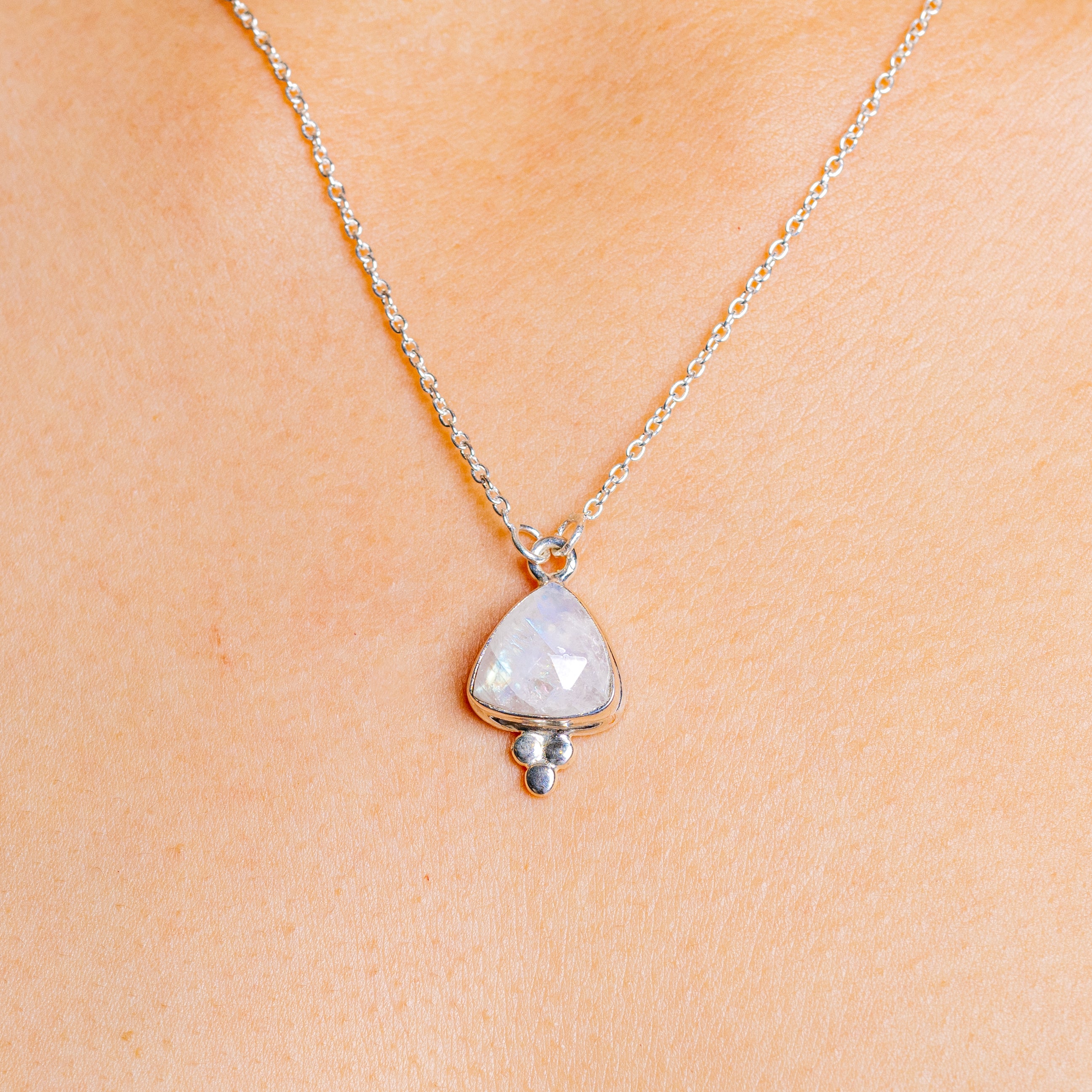 Rainbow Moonstone Necklace 16 to 18" (.925 Sterling Silver)