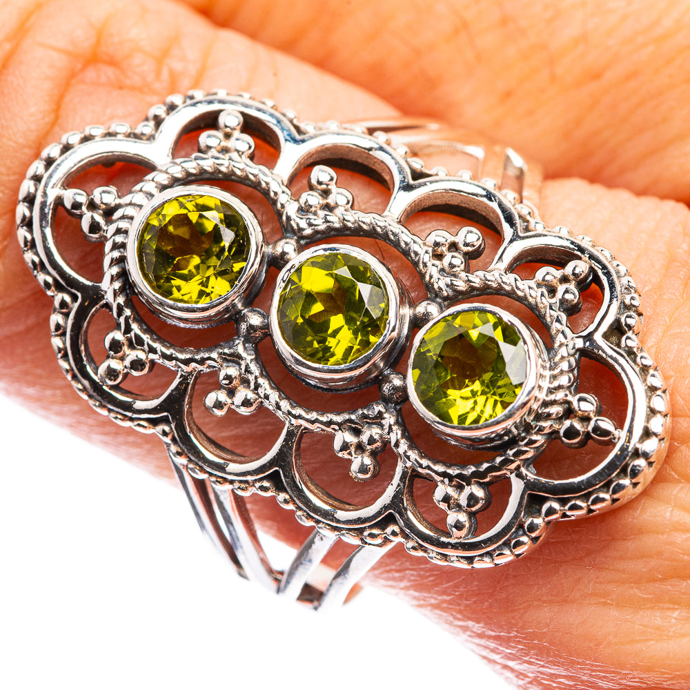 Peridot Ring Size 9.75 (925 Sterling Silver) R142990