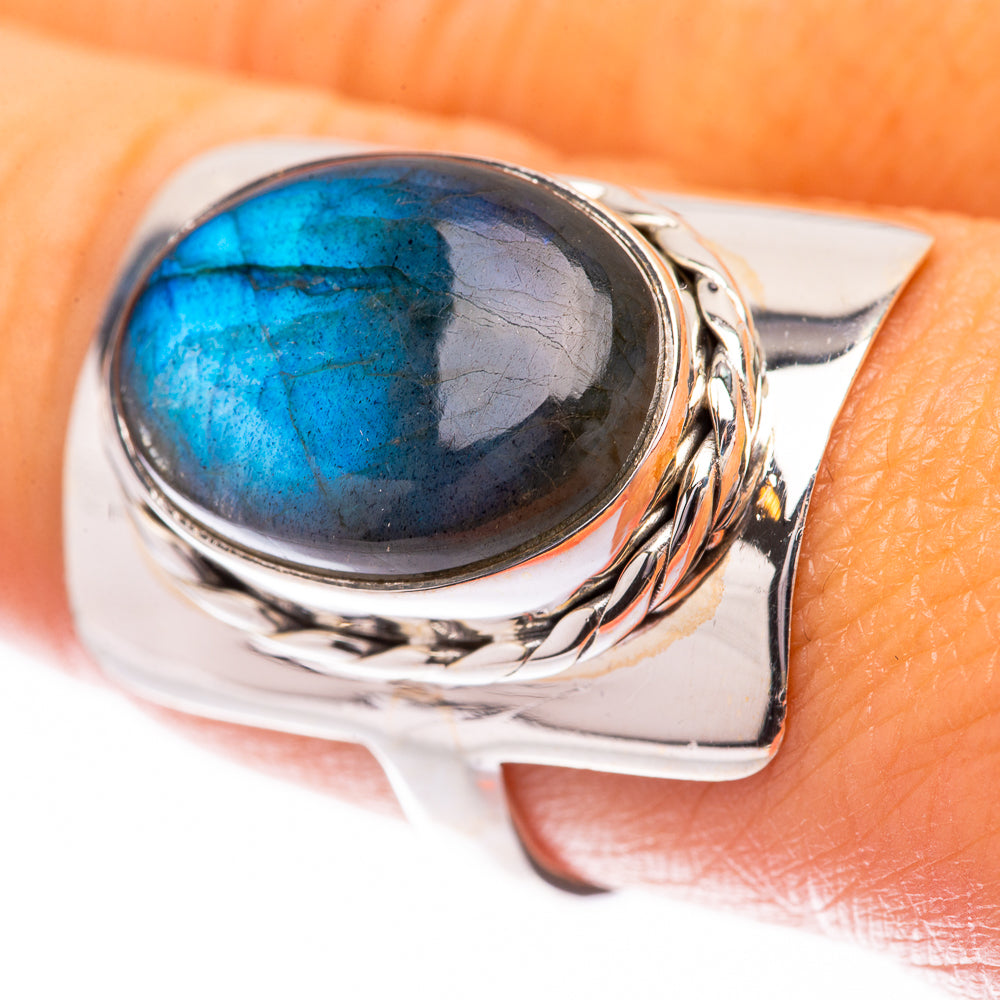 Labradorite Ring Size 9 (925 Sterling Silver) R140535