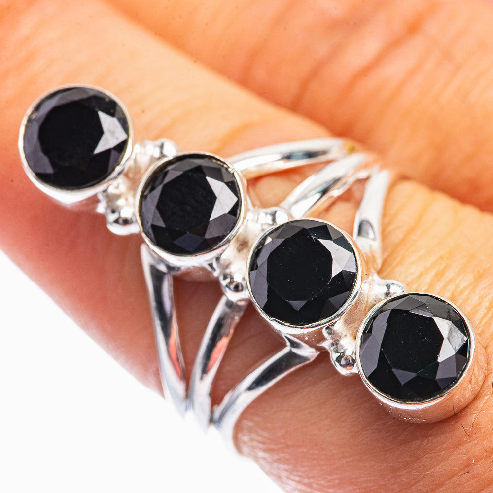 Black Onyx Ring Size 7.25 (925 Sterling Silver) R141988
