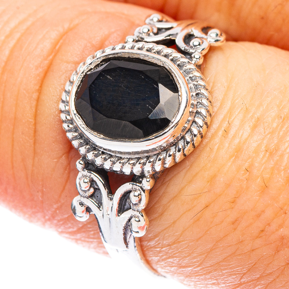 Black Onyx Ring Size 7.75 (925 Sterling Silver) R146796