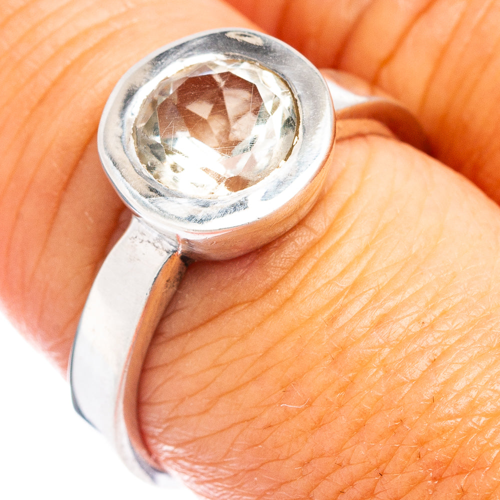 (Classic Series) Green Amethyst Ring Size 7.75 (.925 Sterling Silver)