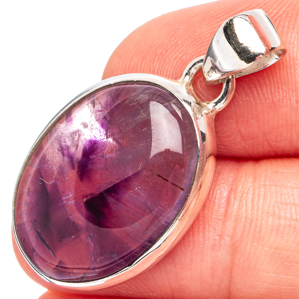 Star Amethyst Pendant 1 3/8" (.925 Sterling Silver)
