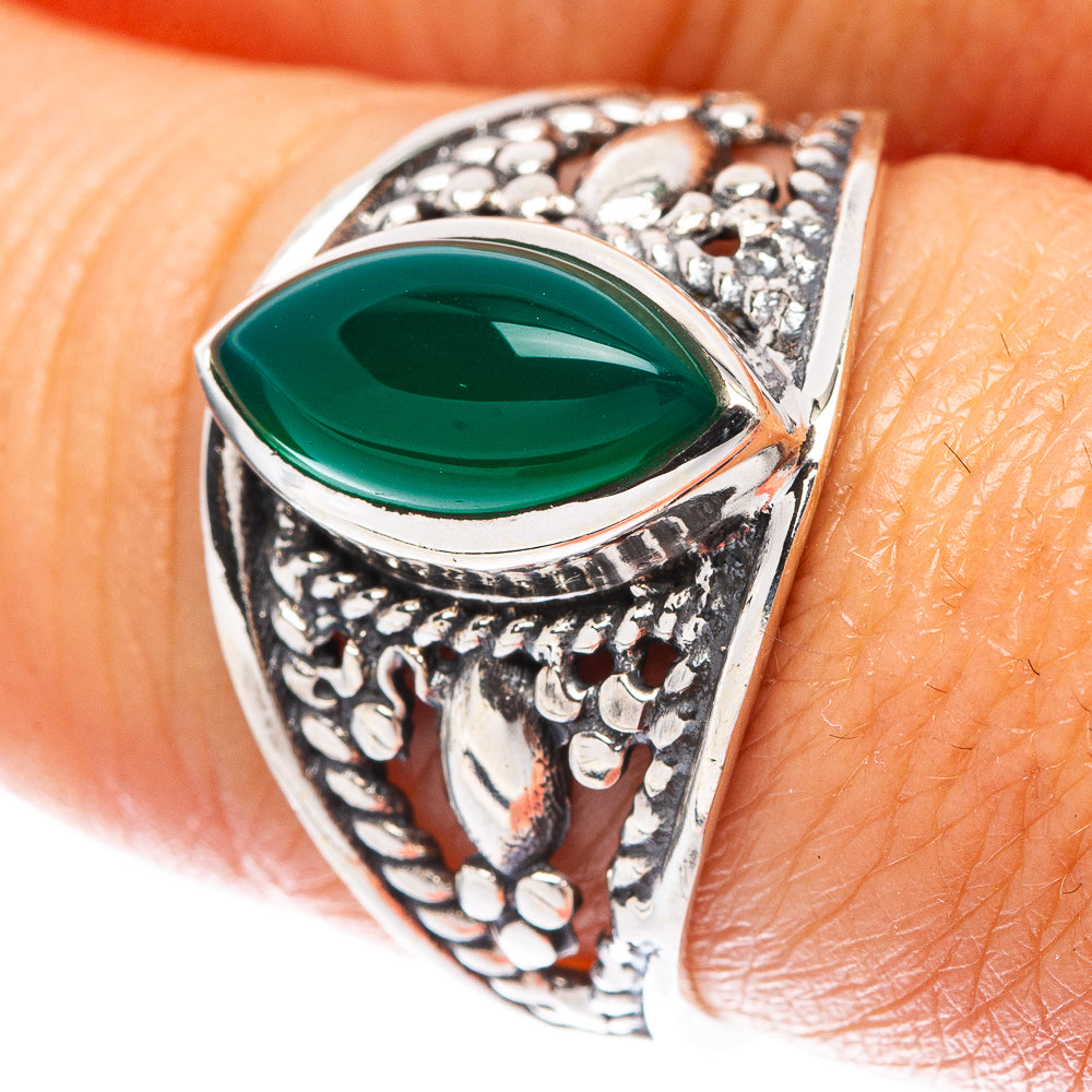 Green Onyx Dainty Ring Size 7.75 (925 Sterling Silver) R5966