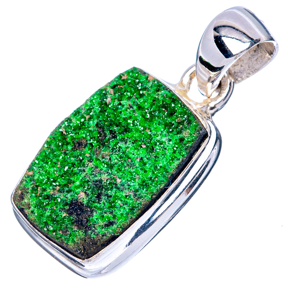 Rare Uvarovite Garnet Pendant 1" (925 Sterling Silver) P42764
