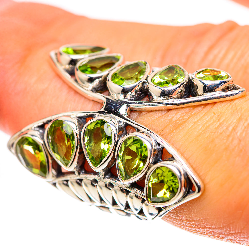 Large Peridot Ring Size 7 (925 Sterling Silver) RING138576
