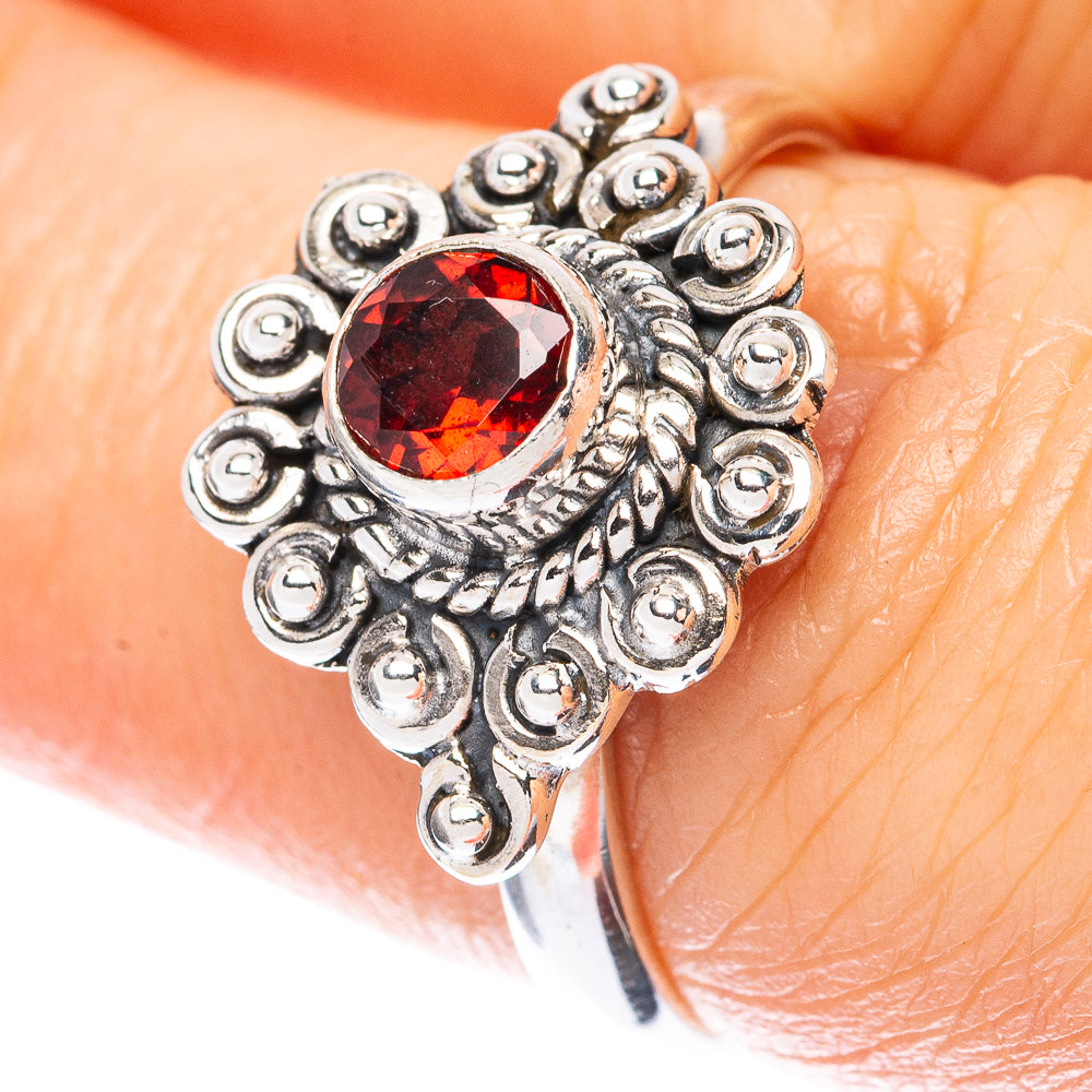 Value Garnet Ring Size 7.25 (925 Sterling Silver) R3074