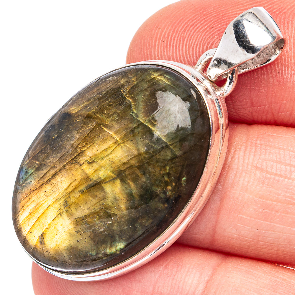 Labradorite Pendant 1 5/8" (925 Sterling Silver) P45200