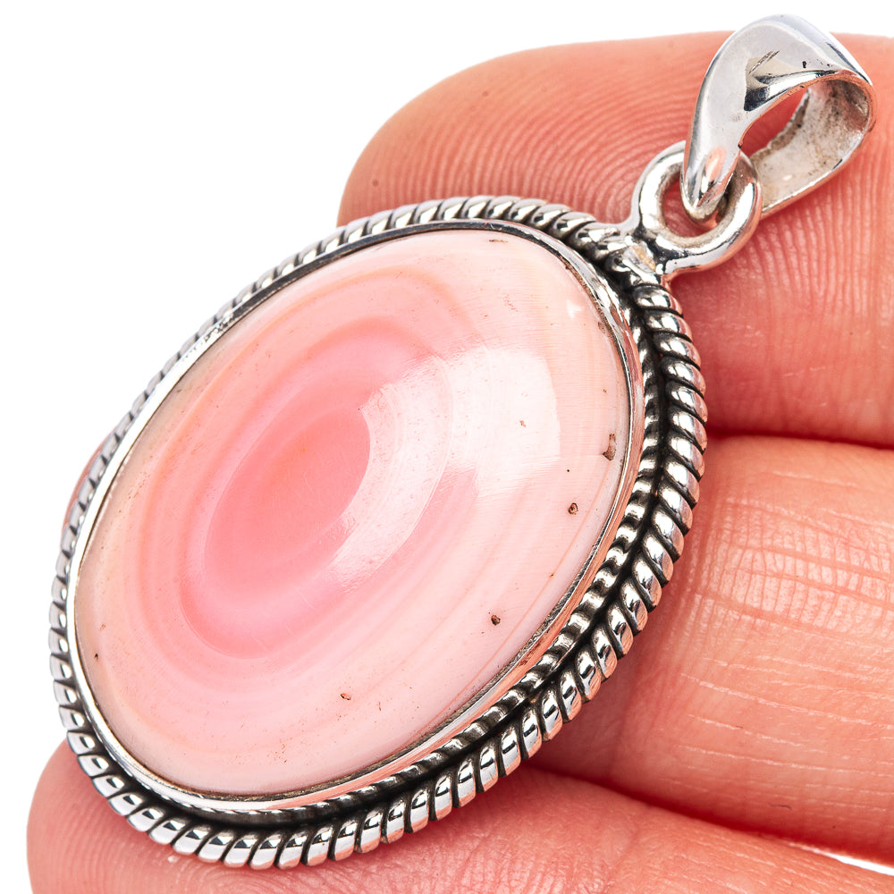 Queen Conch Shell Pendant 1 5/8" (925 Sterling Silver) P41640
